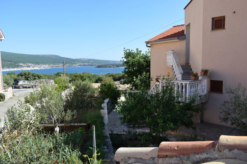 Apartments Nice View Krk Town Esterno foto