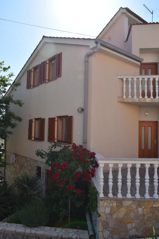 Apartments Nice View Krk Town Esterno foto