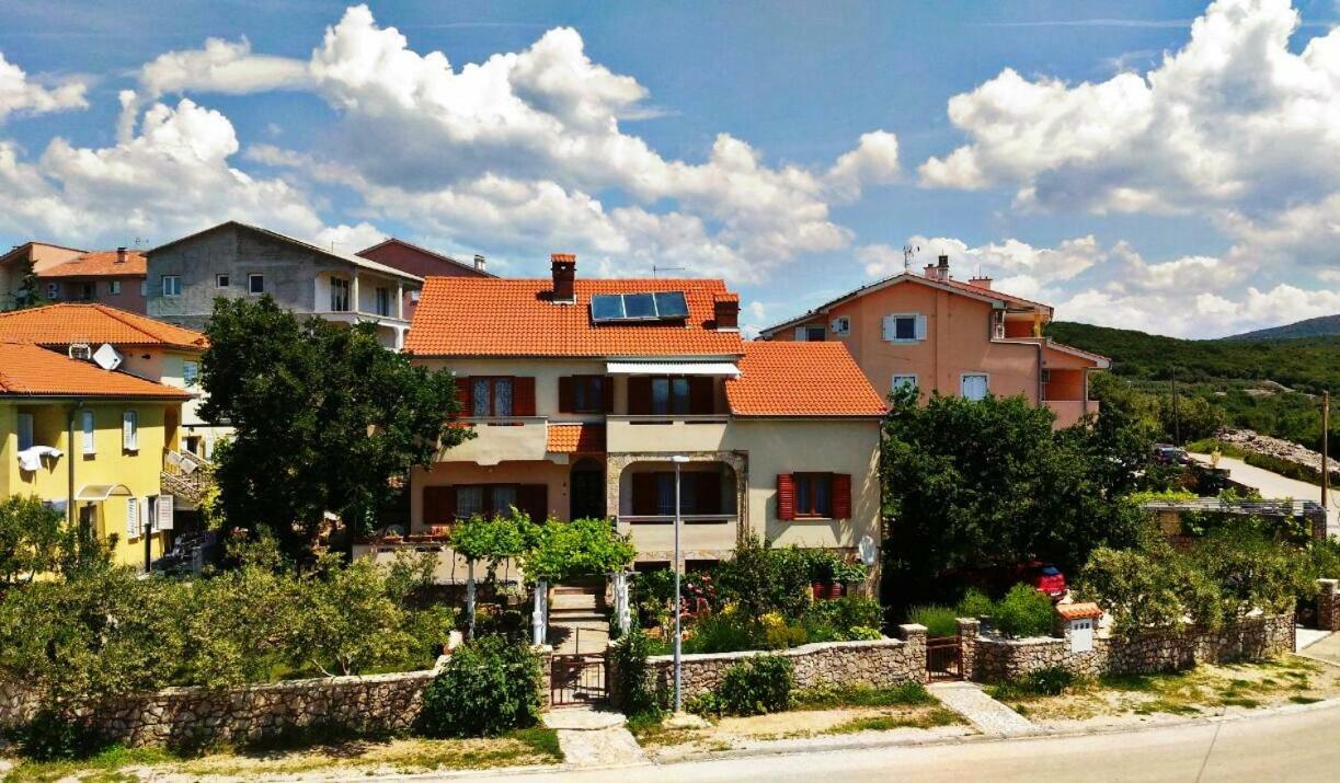 Apartments Nice View Krk Town Esterno foto